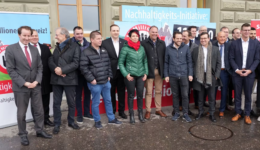 Einreichung Initiative «Keine 10-Millionen Schweiz»